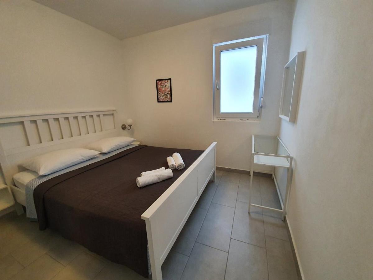 Apartmani Plaza Selce Buitenkant foto